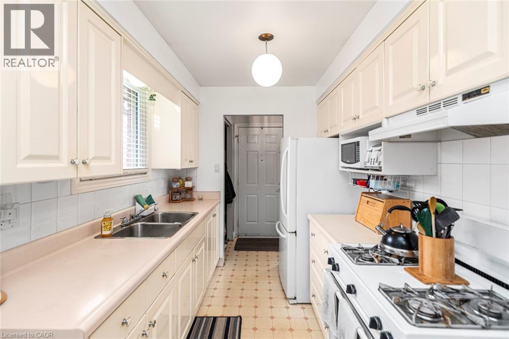 737 Upper Horning Road, Hamilton, Ontario  L9C 7R3 - Photo 12 - 40821158