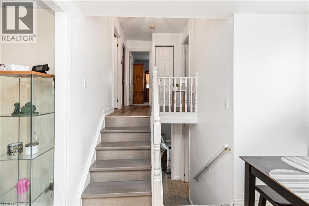 737 Upper Horning Road, Hamilton, Ontario  L9C 7R3 - Photo 14 - 40821158