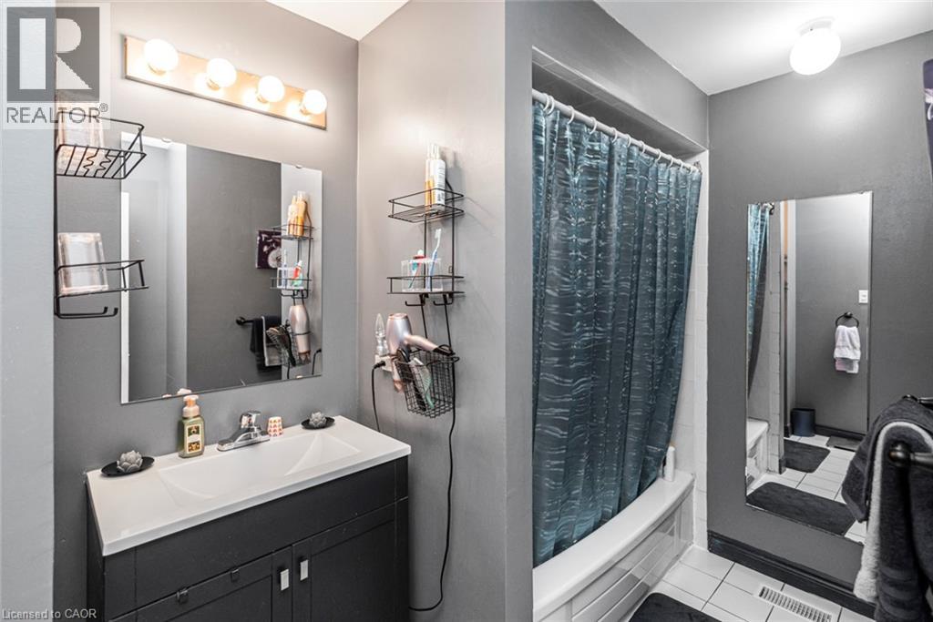 737 Upper Horning Road, Hamilton, Ontario  L9C 7R3 - Photo 20 - 40821158