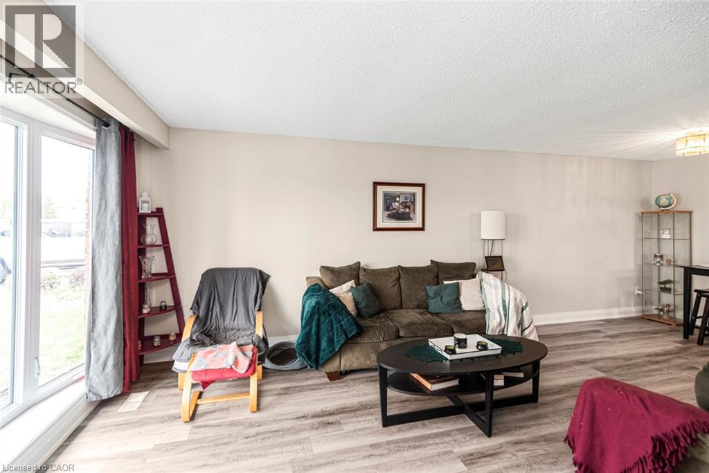 737 Upper Horning Road, Hamilton, Ontario  L9C 7R3 - Photo 6 - 40821158