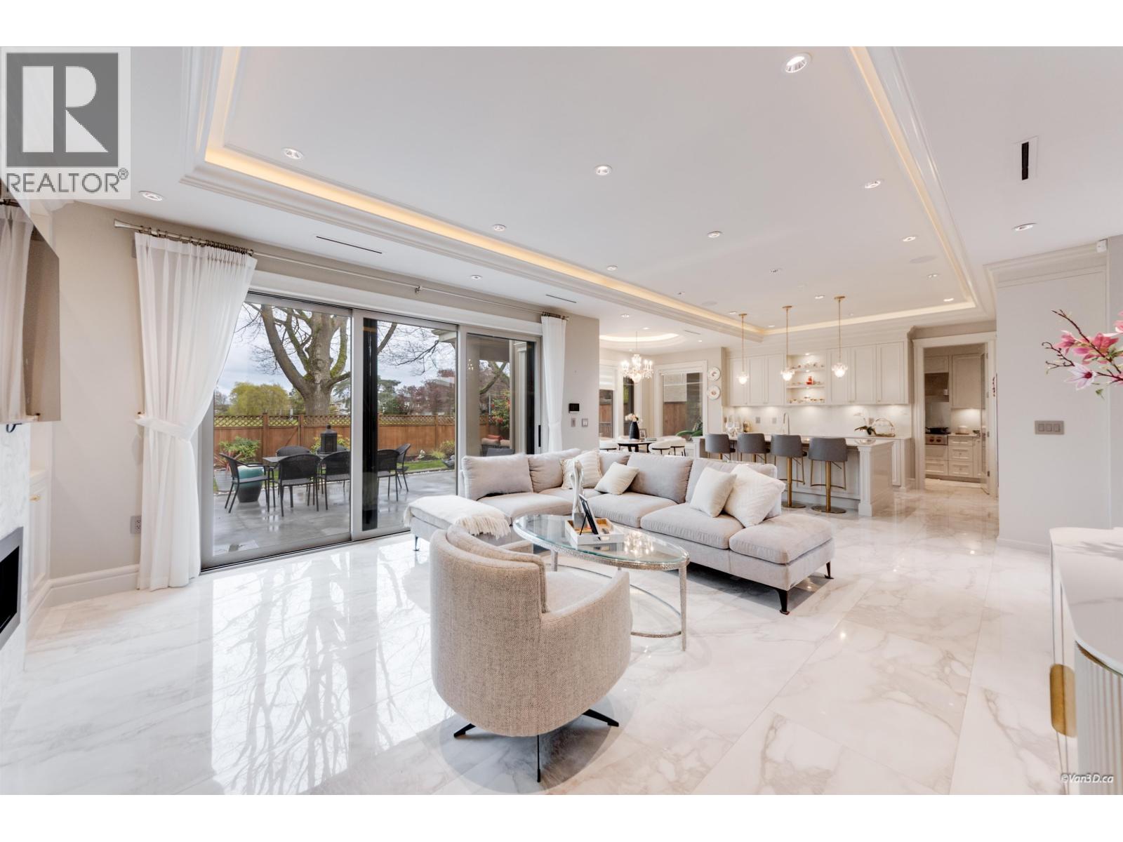 8520 Elsmore Road, Richmond, British Columbia V7C 2A1 - Photo 13 - R3111241