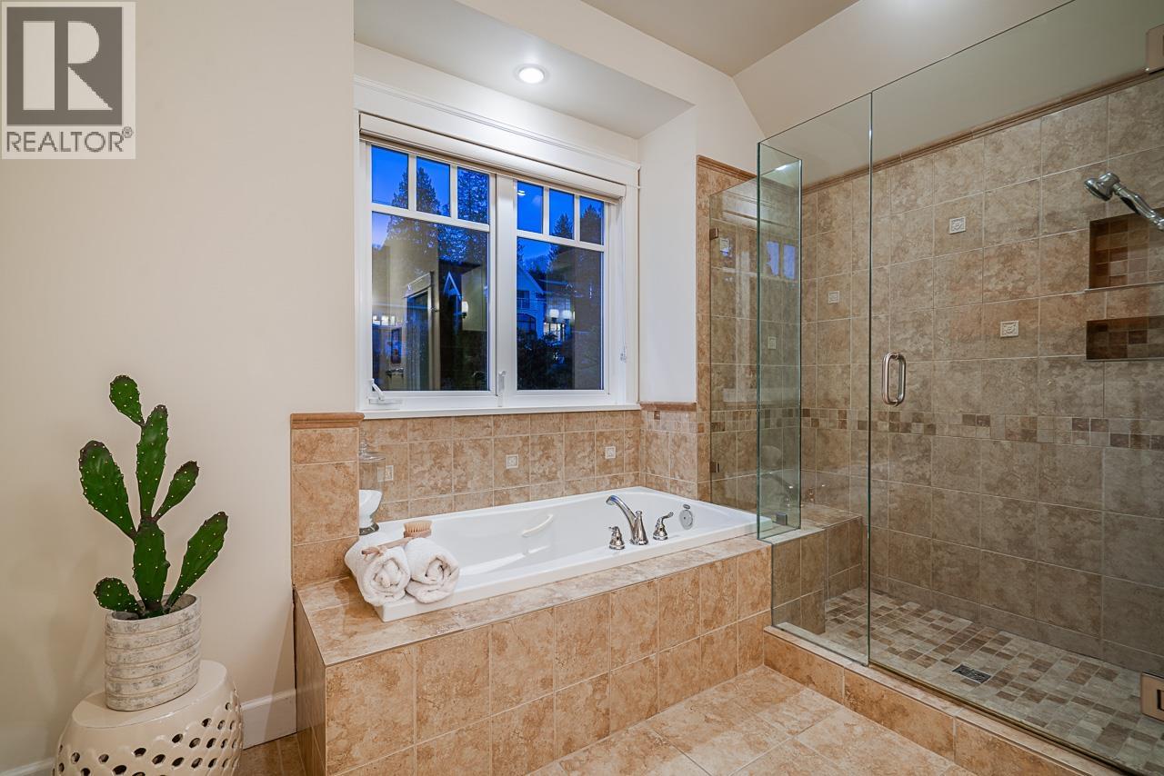 2374 Nelson Avenue, West Vancouver, British Columbia V7V 2R2 - Photo 14 - R3111861