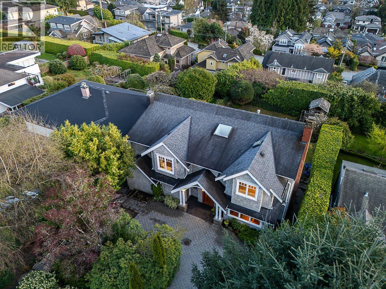 2374 Nelson Avenue, West Vancouver, British Columbia V7V 2R2 - Photo 38 - R3111861