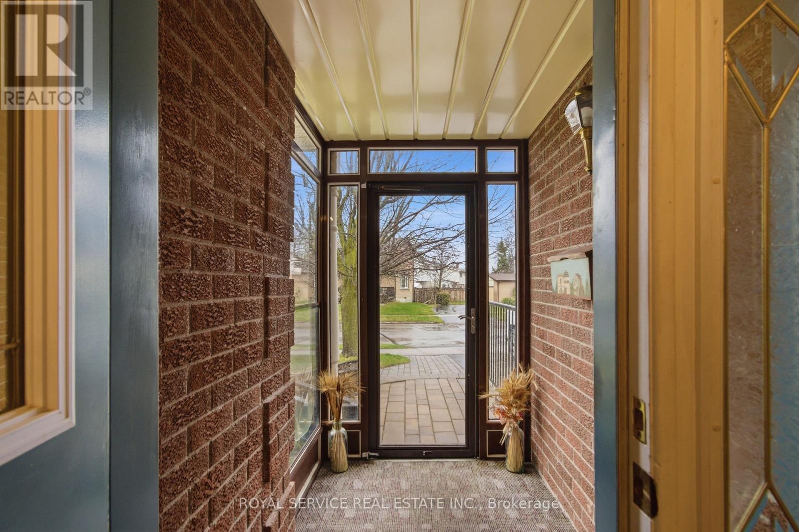 606 Carlsle Street, Cobourg, Ontario  K9A 1X6 - Photo 4 - X13003282