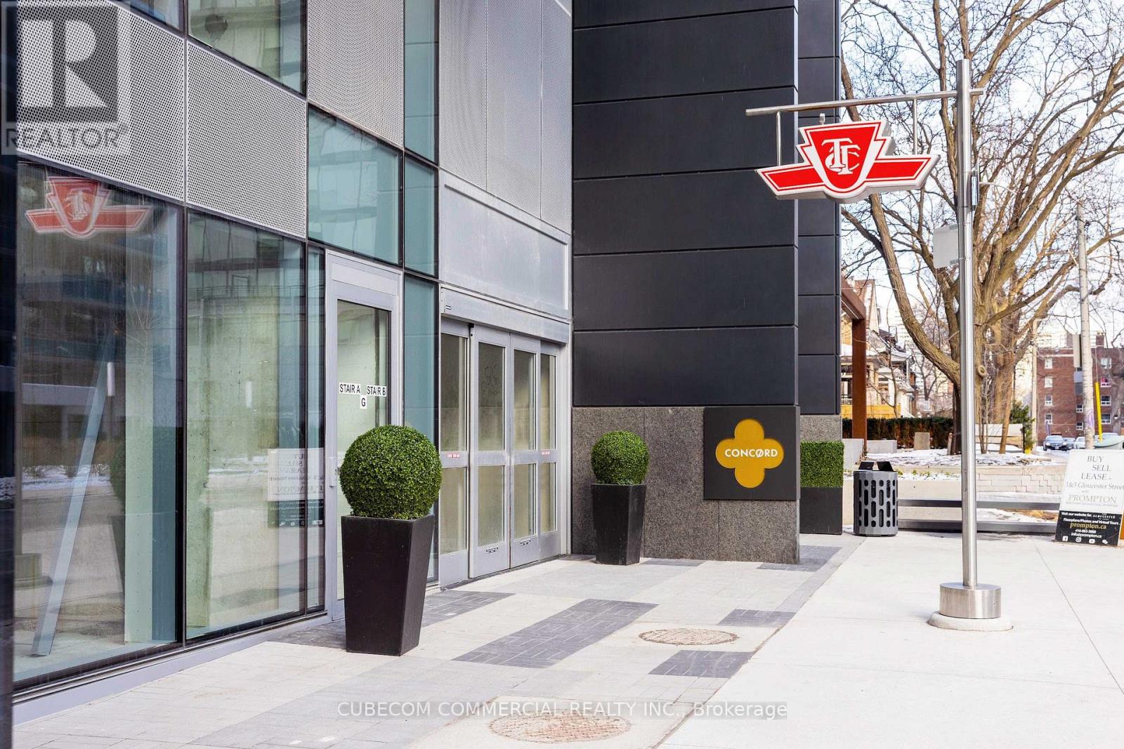 210 - 591 Yonge Street, Toronto, Ontario M4Y 0H6 - Photo 2 - C13003310