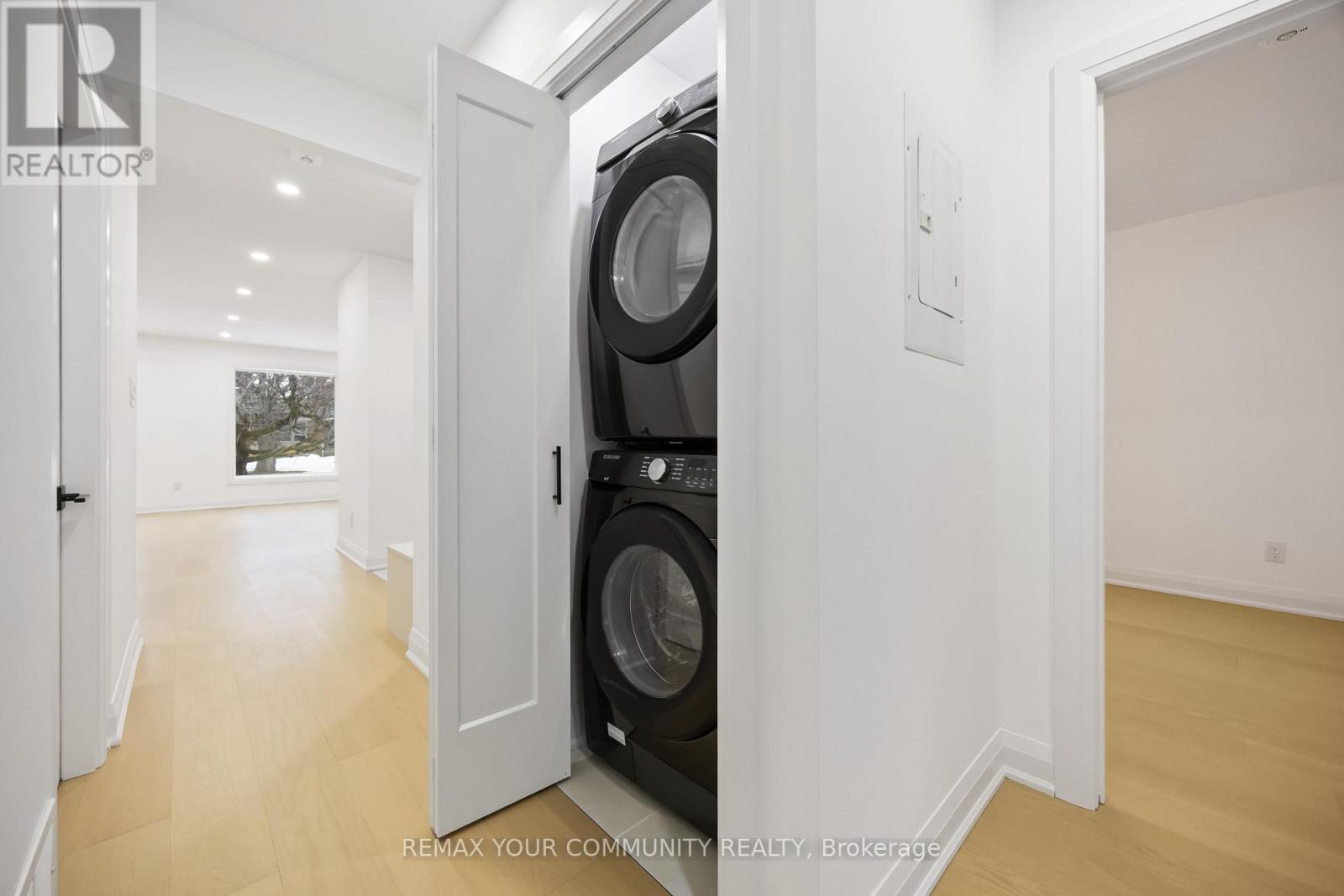 Main - 55 Cocksfield Avenue, Toronto (Bathurst Manor), Ontario  M3H 3S7 - Photo 17 - C13003360