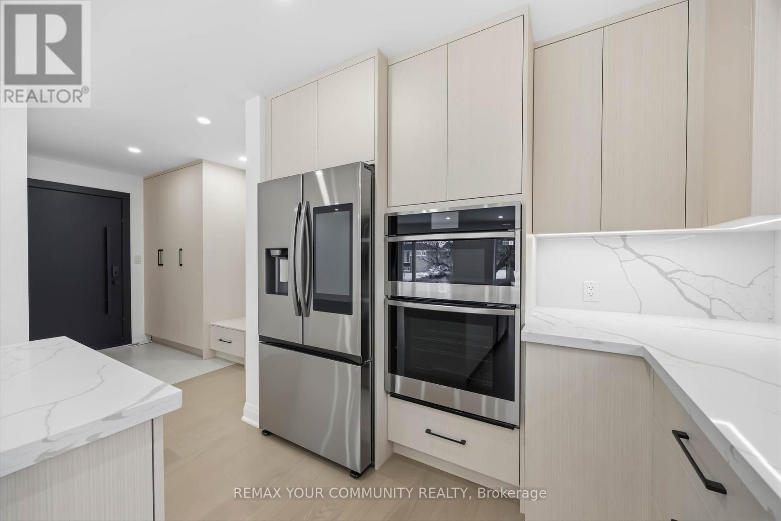 Main - 55 Cocksfield Avenue, Toronto (Bathurst Manor), Ontario  M3H 3S7 - Photo 6 - C13003360