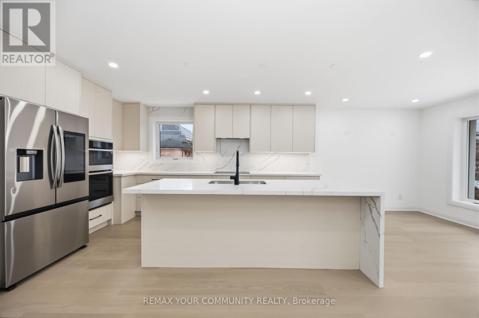 Main - 55 Cocksfield Avenue, Toronto (Bathurst Manor), Ontario  M3H 3S7 - Photo 8 - C13003360