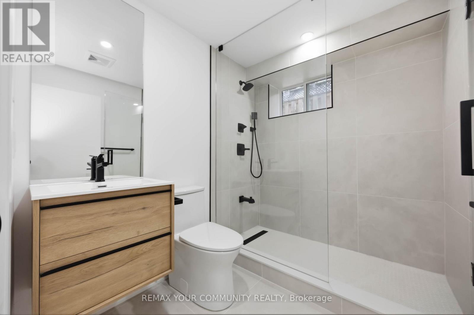 Lower - 55 Cocksfield Avenue, Toronto, Ontario  M3H 3S7 - Photo 11 - C13003362