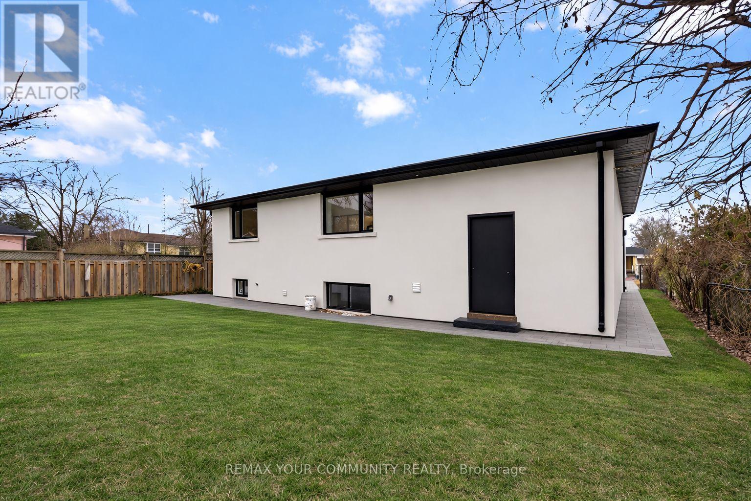 Lower - 55 Cocksfield Avenue, Toronto, Ontario  M3H 3S7 - Photo 19 - C13003362