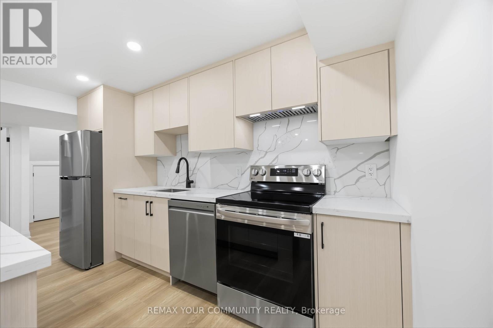 Lower - 55 Cocksfield Avenue, Toronto, Ontario  M3H 3S7 - Photo 6 - C13003362