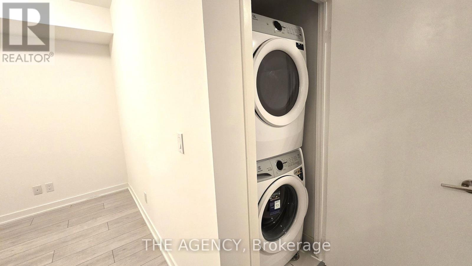 2033 Kennedy Road, Toronto, Ontario  M1T 0B9 - Photo 17 - E13003288