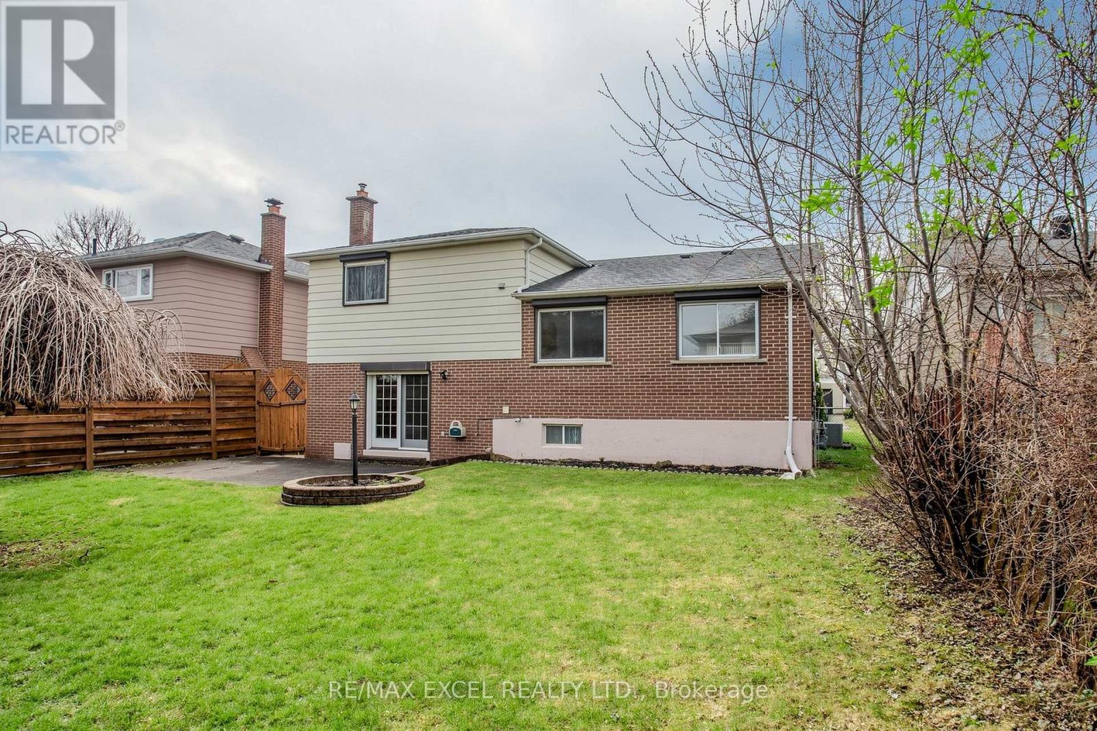 30 Wakefield Crescent, Toronto, Ontario  M1W 2C2 - Photo 44 - E13003334