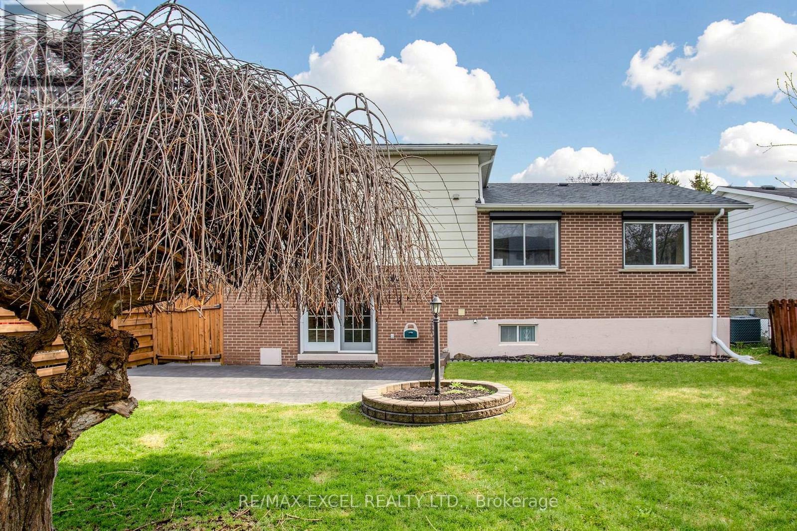 30 Wakefield Crescent, Toronto, Ontario  M1W 2C2 - Photo 46 - E13003334