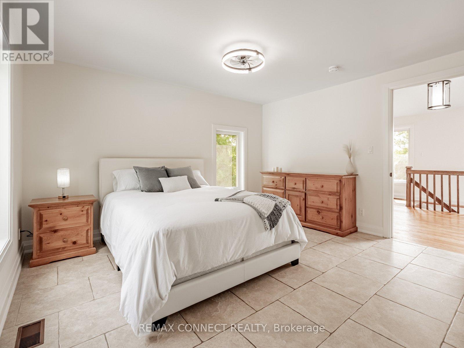 11215 Amos Drive, Milton, Ontario  L0P 1B0 - Photo 25 - W12782348