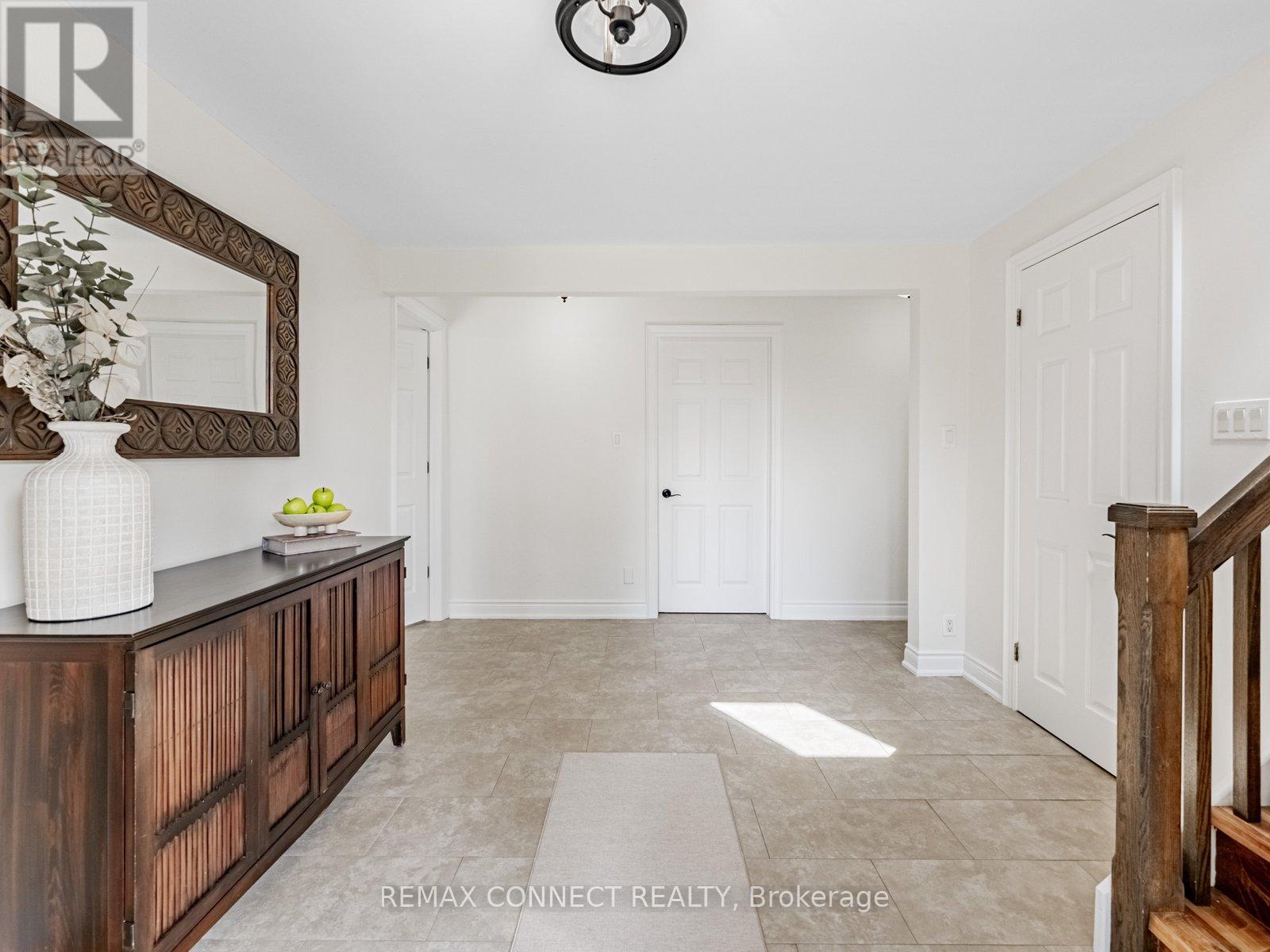 11215 Amos Drive, Milton, Ontario  L0P 1B0 - Photo 7 - W12782348