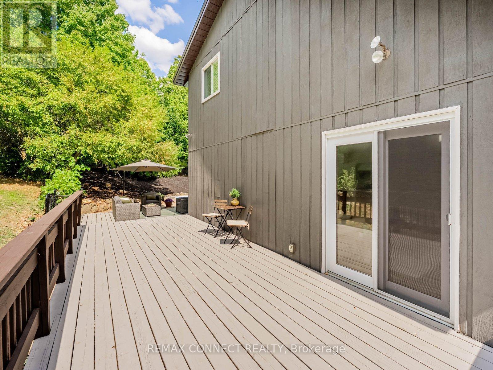 11215 Amos Drive, Milton, Ontario  L0P 1B0 - Photo 38 - W12782348