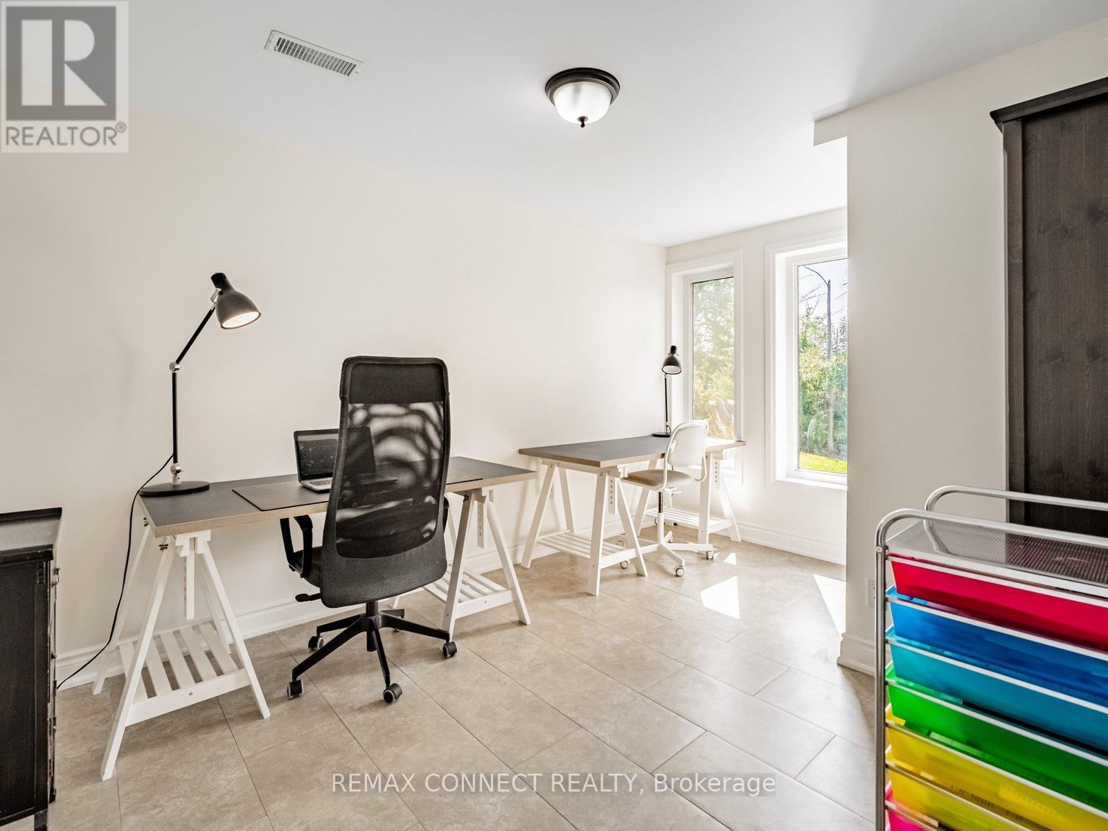 11215 Amos Drive, Milton, Ontario  L0P 1B0 - Photo 37 - W12782348