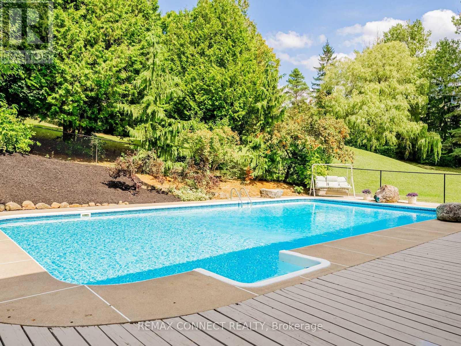 11215 Amos Drive, Milton, Ontario  L0P 1B0 - Photo 39 - W12782348