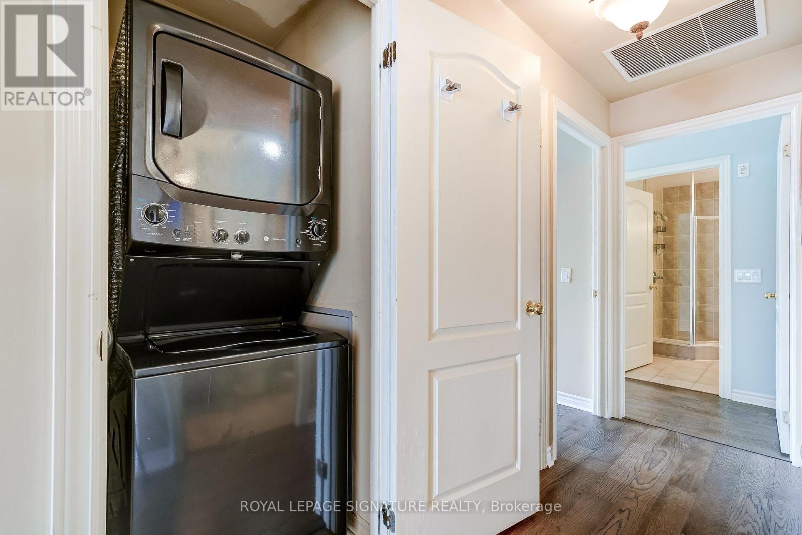 301 - 483 Faith Drive, Mississauga, Ontario  L5R 0A1 - Photo 29 - W12940290