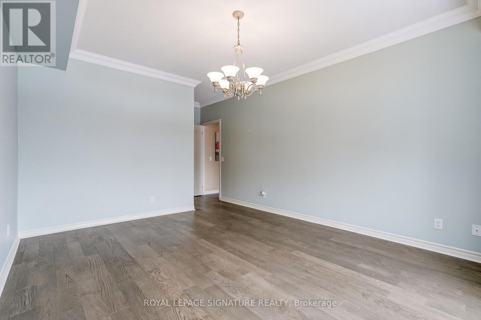 301 - 483 Faith Drive, Mississauga, Ontario  L5R 0A1 - Photo 25 - W12940290