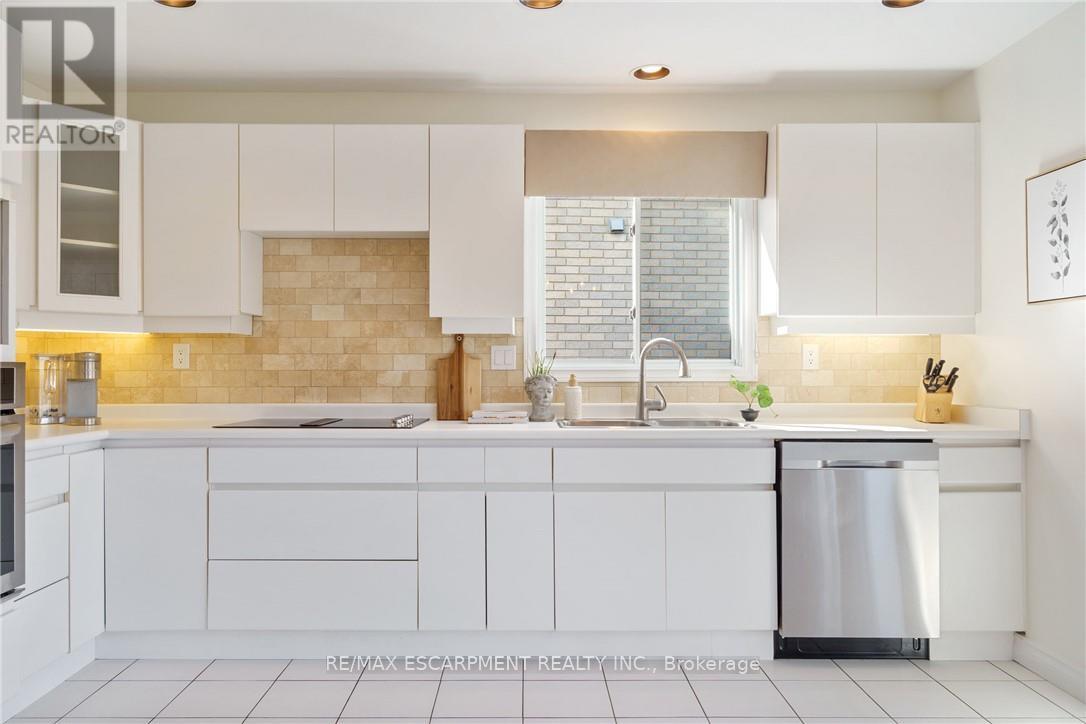 43 Glenayr Street, Hamilton, Ontario  L9C 7J2 - Photo 14 - X12811936