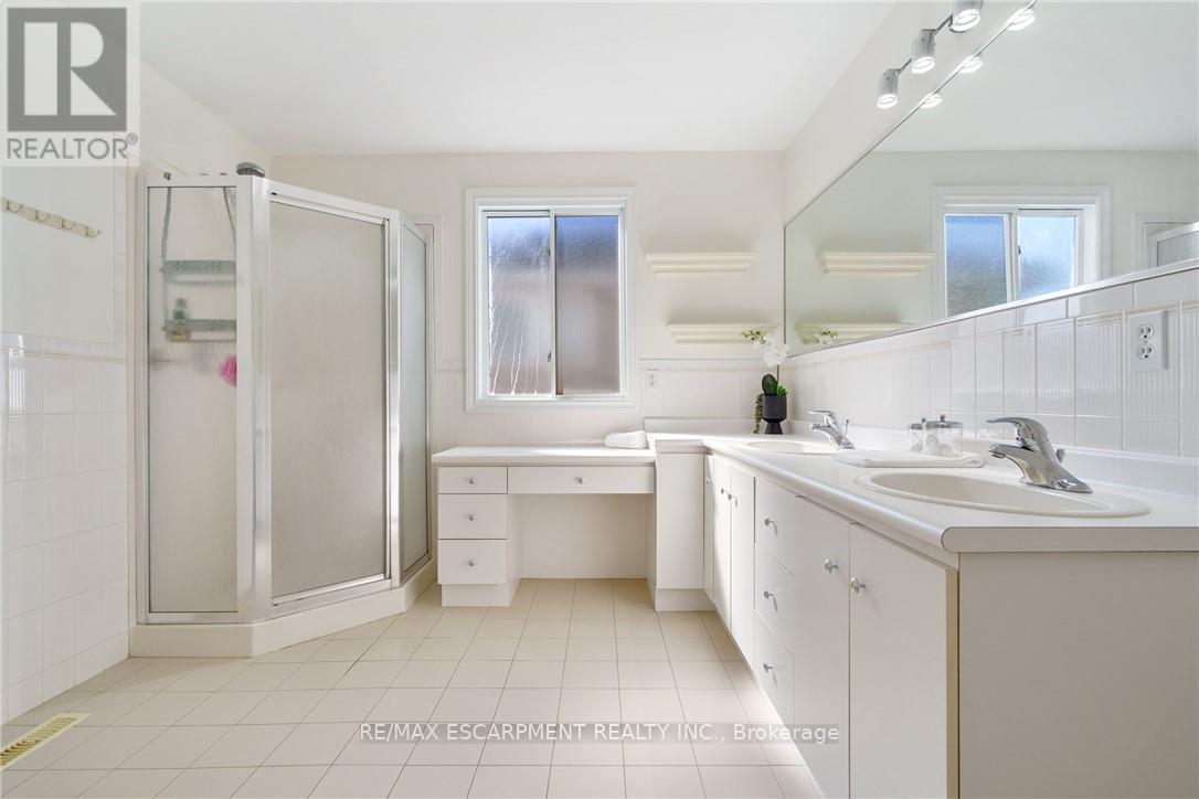 43 Glenayr Street, Hamilton, Ontario  L9C 7J2 - Photo 31 - X12811936