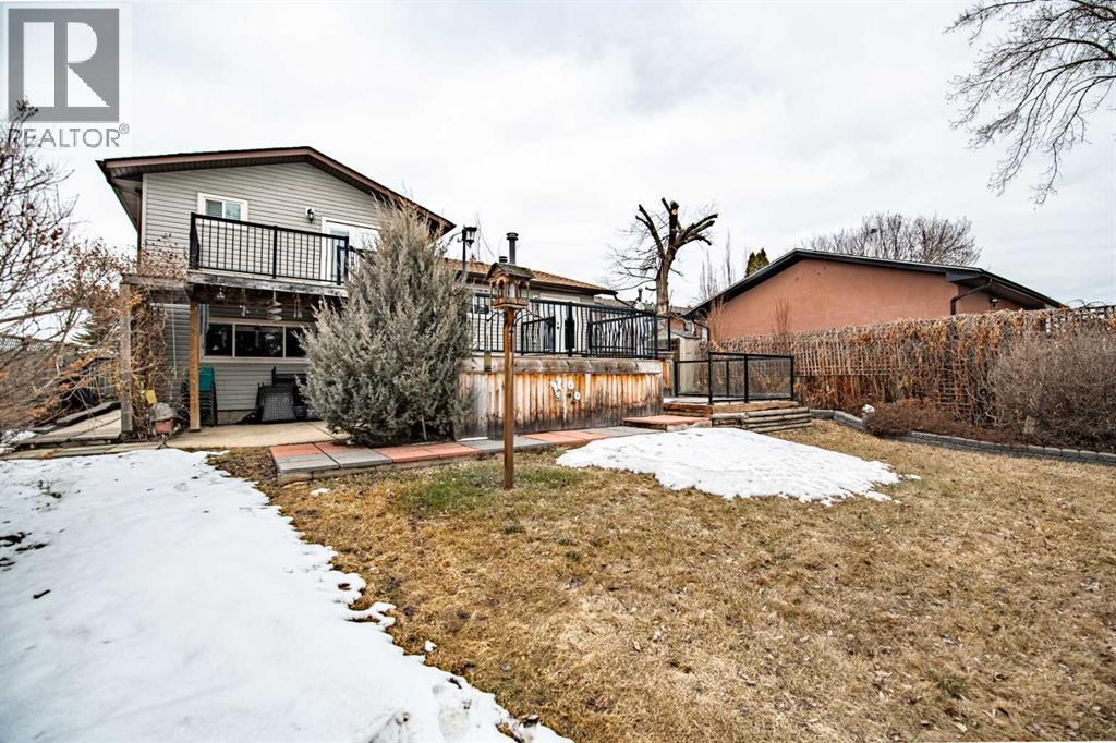 44 Norwest Close, Red Deer, Alberta  T4P 2A2 - Photo 5 - A2302156