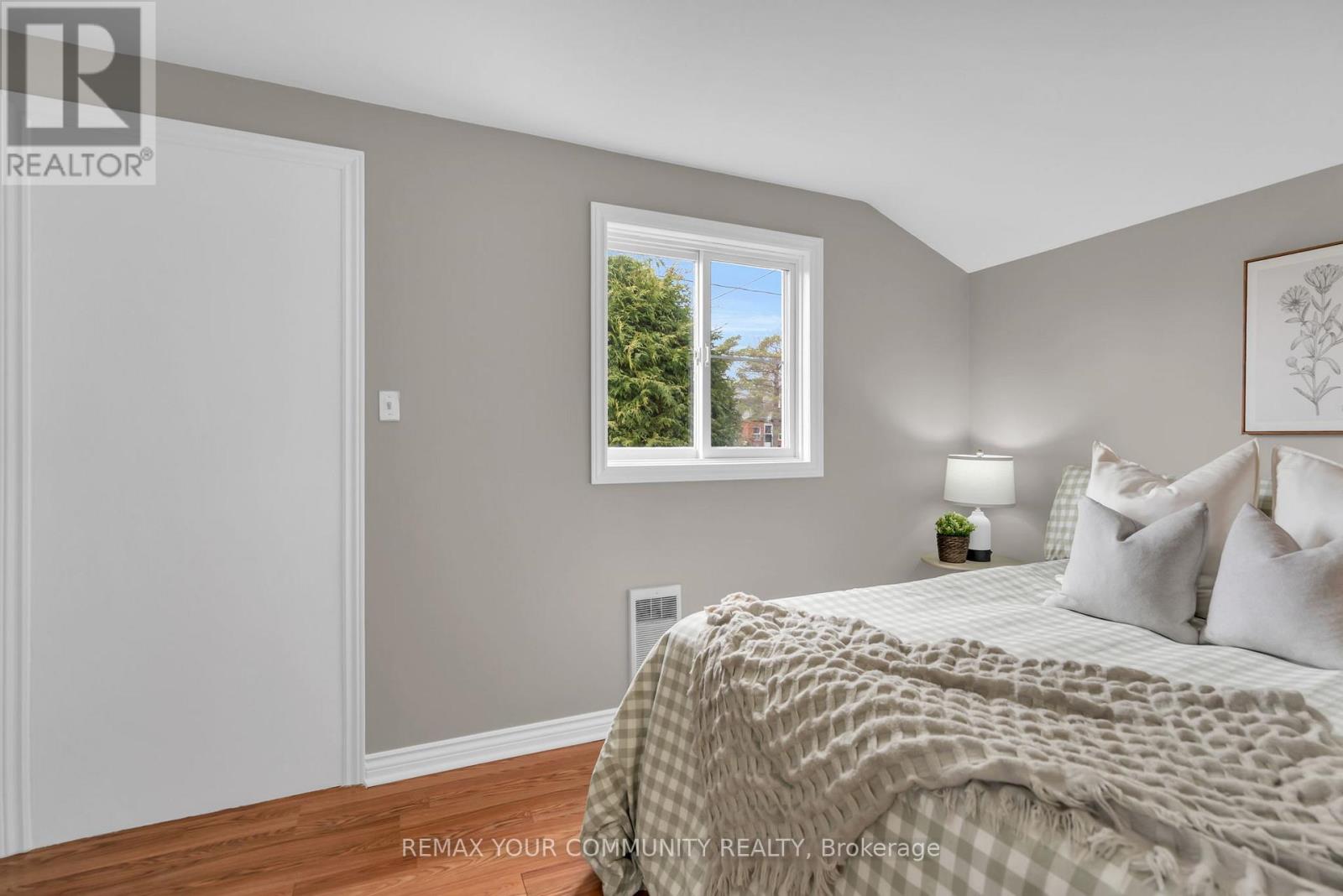 765 Churchill Lane, Georgina, Ontario  L0E 1S0 - Photo 24 - N13003340