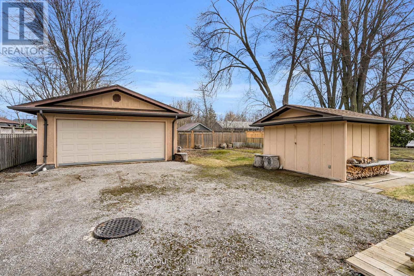 765 Churchill Lane, Georgina, Ontario  L0E 1S0 - Photo 3 - N13003340