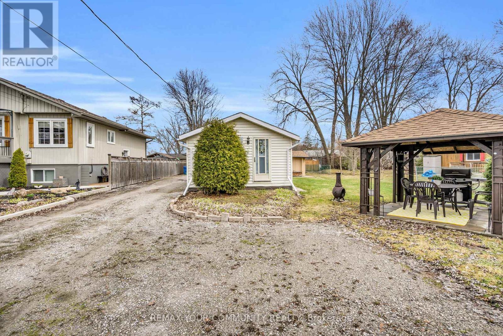 765 Churchill Lane, Georgina, Ontario  L0E 1S0 - Photo 8 - N13003340