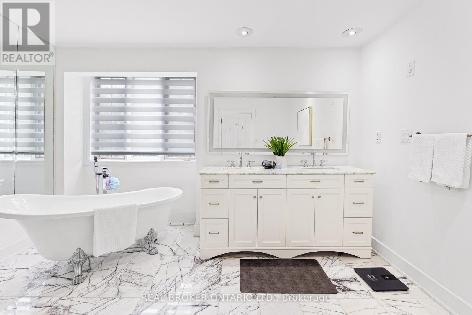 106 Teefy Avenue, Richmond Hill (South Richvale), Ontario  L4C 8C6 - Photo 33 - N13003356