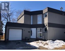 42 COMPATA WAY, Ottawa, Ontario