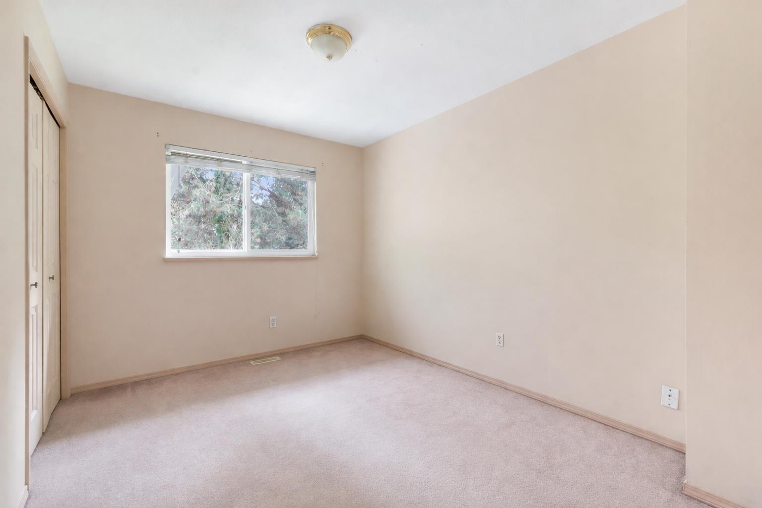 15488 27a Avenue, Surrey, British Columbia  V4P 1E9 - Photo 9 - R3111886