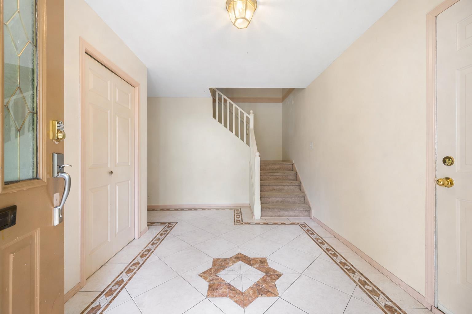 15488 27a Avenue, Surrey, British Columbia  V4P 1E9 - Photo 15 - R3111886