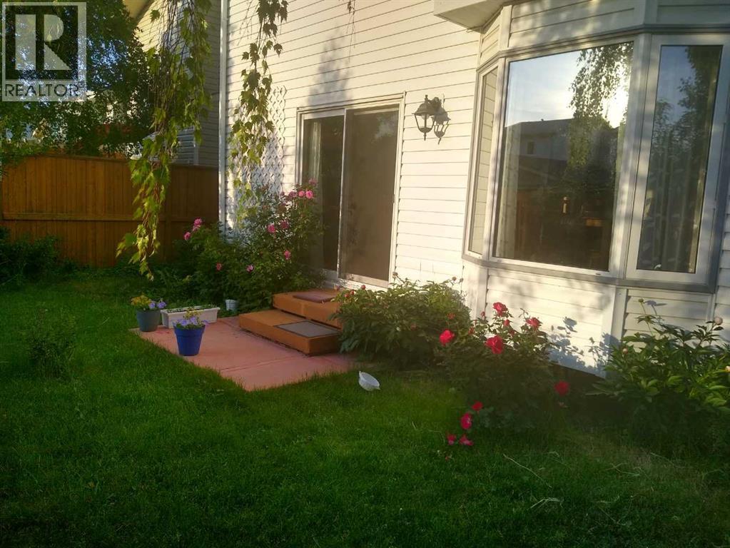 43 Millrise Crescent Sw, Calgary, Alberta  T2Y 2H7 - Photo 5 - A2288261