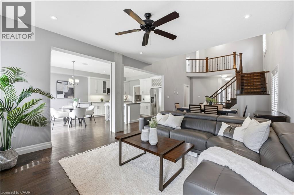 483 St Moritz Avenue, Waterloo, Ontario  N2T 0B3 - Photo 3 - 40820372