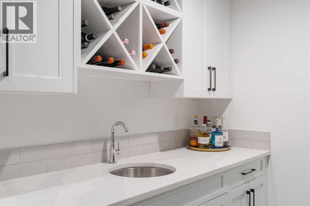 2112 52 Avenue Sw, Calgary, Alberta  T3E 1K3 - Photo 37 - A2295711