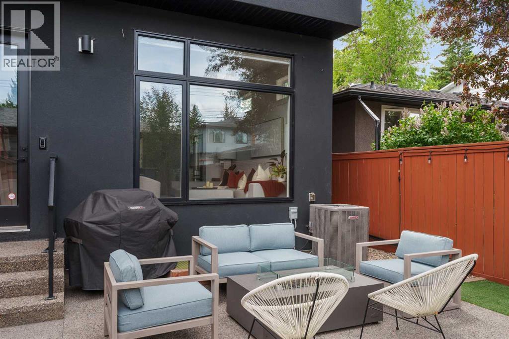 2112 52 Avenue Sw, Calgary, Alberta  T3E 1K3 - Photo 46 - A2295711