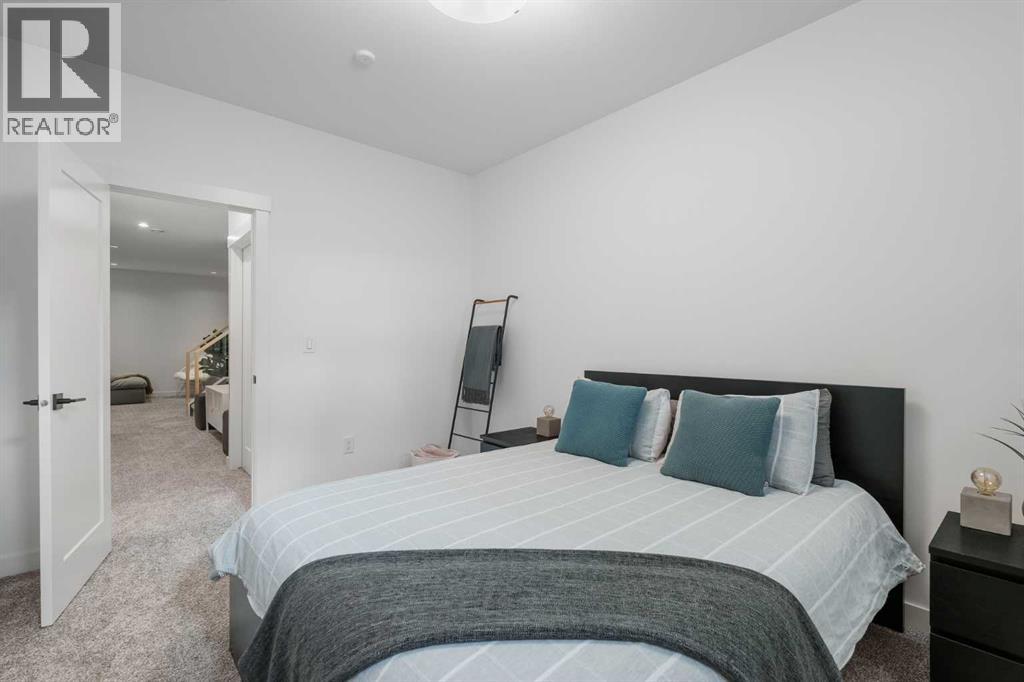 2112 52 Avenue Sw, Calgary, Alberta  T3E 1K3 - Photo 41 - A2295711