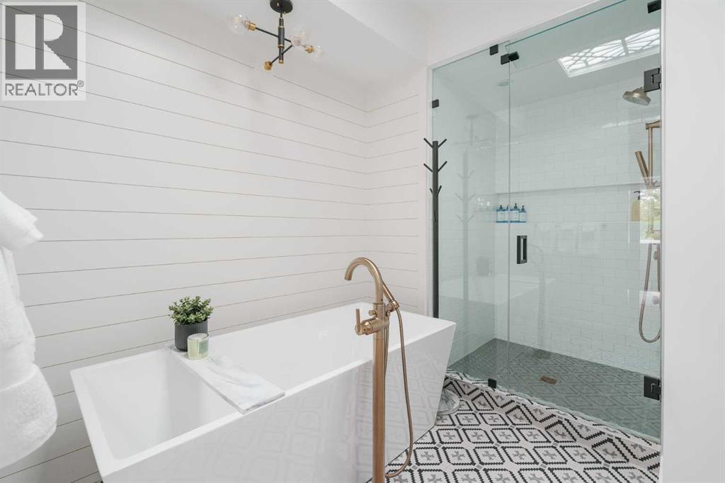 2112 52 Avenue Sw, Calgary, Alberta  T3E 1K3 - Photo 27 - A2295711