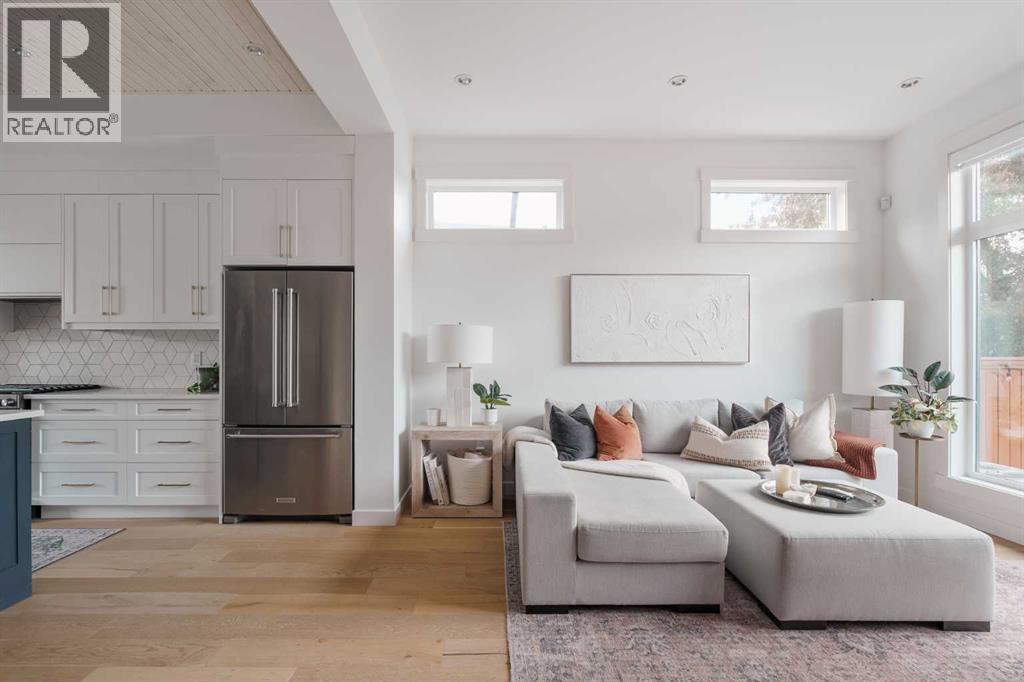 2112 52 Avenue Sw, Calgary, Alberta  T3E 1K3 - Photo 12 - A2295711