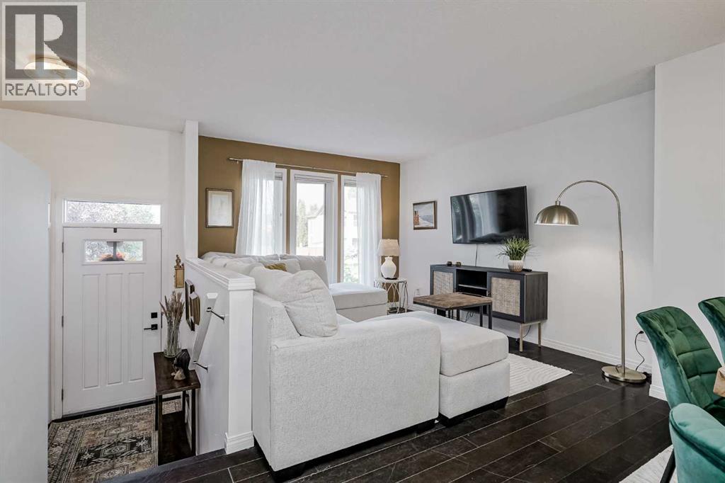 56 Auburn Bay Close SE, Calgary, Alberta  T3M 0Y5 - Photo 6 - A2299859