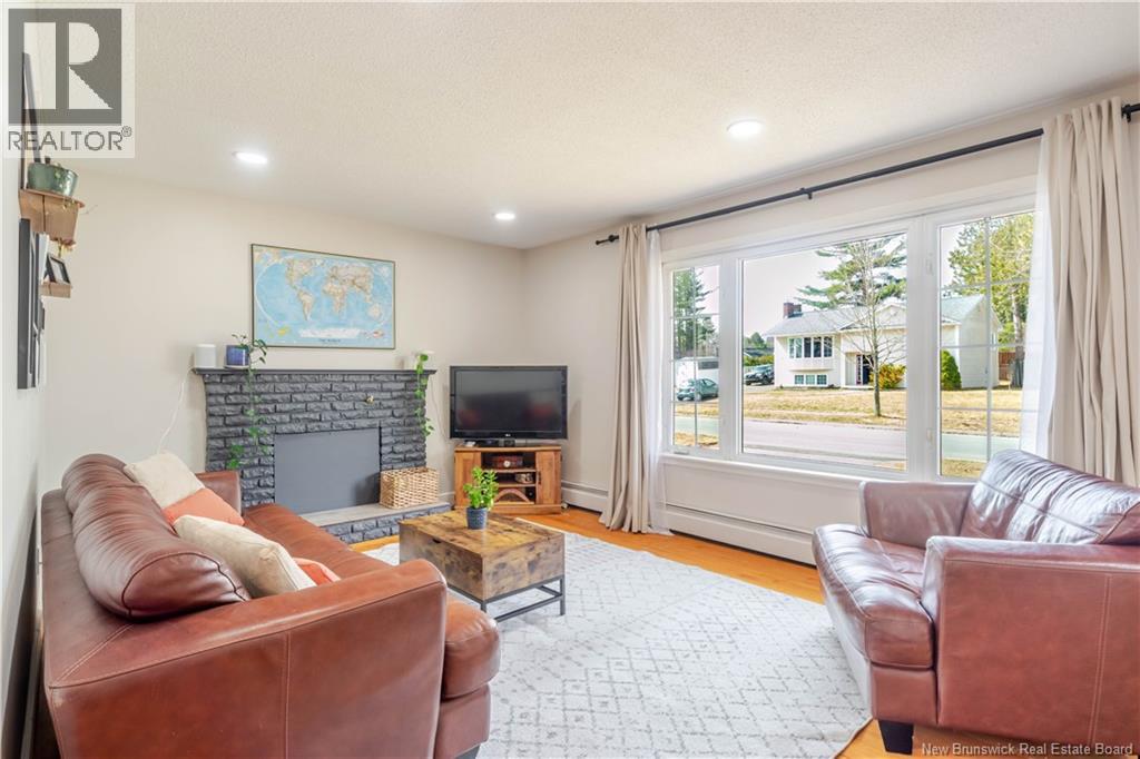 63 Topcliffe Crescent, Fredericton, New Brunswick  E3B 4P8 - Photo 13 - NB136025