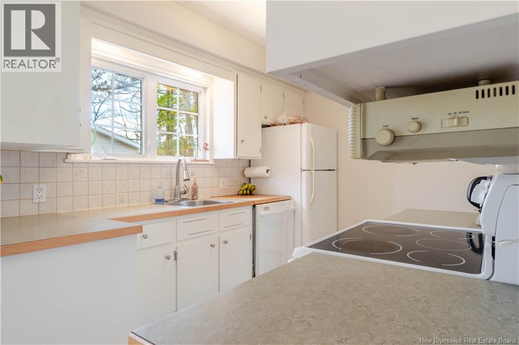 63 Topcliffe Crescent, Fredericton, New Brunswick  E3B 4P8 - Photo 8 - NB136025