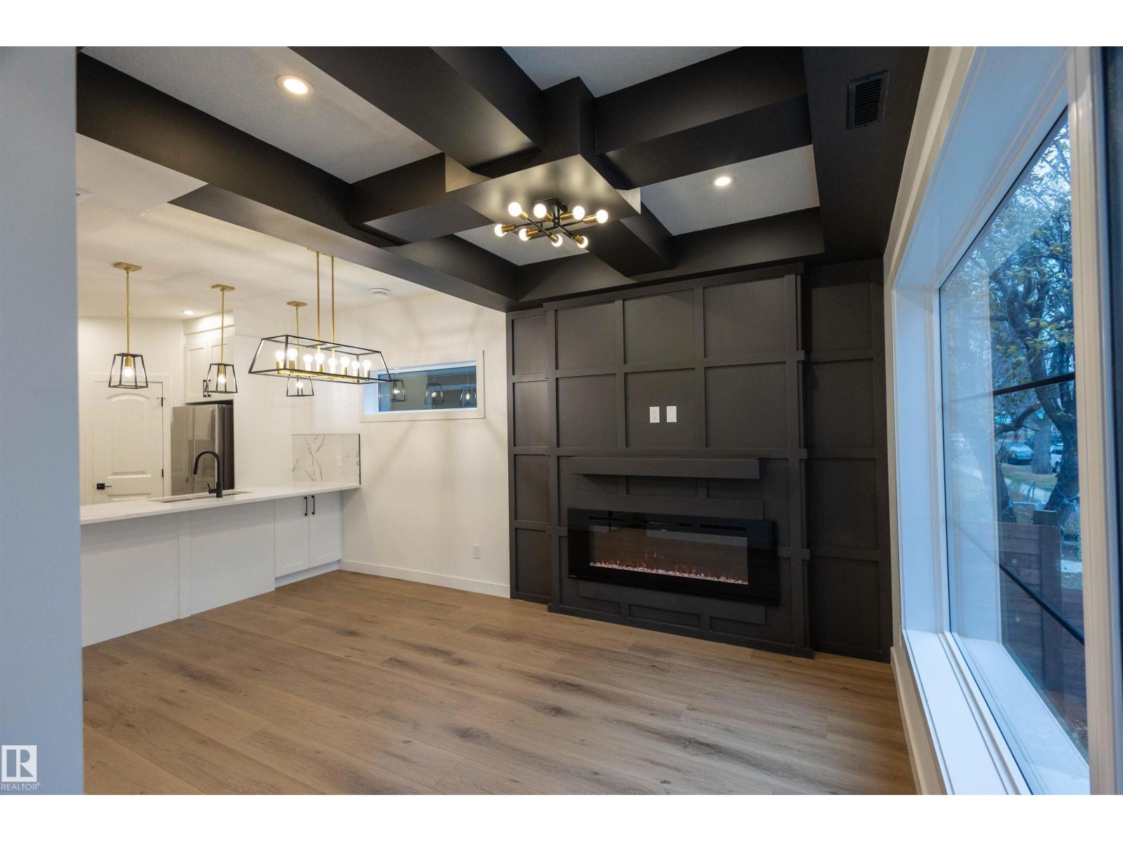 9632 #1 And 9632 #2 110 Ave Nw, Edmonton, Alberta  T5H 1H5 - Photo 5 - E4482417