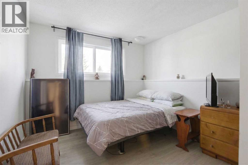 6333/6335 24th Avenue NE, Calgary, Alberta  T1Y 2C5 - Photo 32 - A2301962