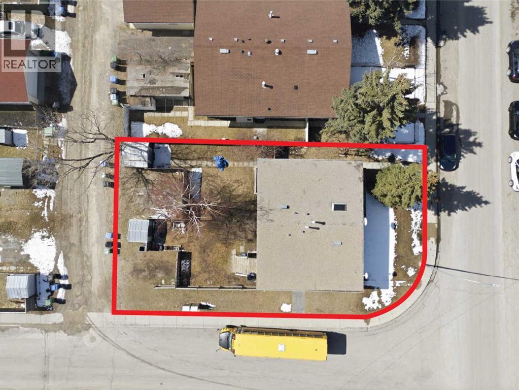 6333/6335 24th Avenue NE, Calgary, Alberta  T1Y 2C5 - Photo 38 - A2301962