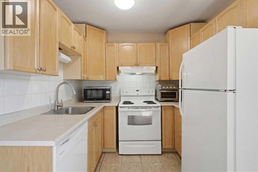 6333/6335 24th Avenue NE, Calgary, Alberta  T1Y 2C5 - Photo 8 - A2301962