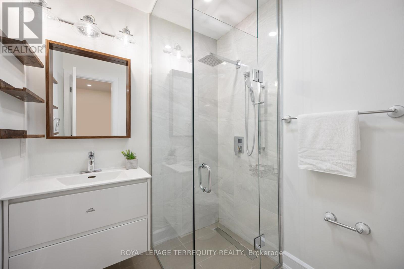 2059 Shawanaga Trail, Mississauga, Ontario L5H 3Z3 - Photo 27 - W13003290